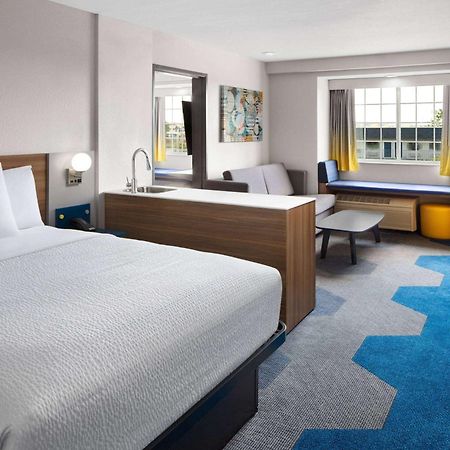 Microtel Inn & Suites By Wyndham Rapid City Esterno foto
